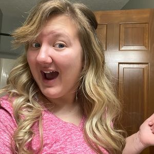 Meet your Posher, Mackenzie